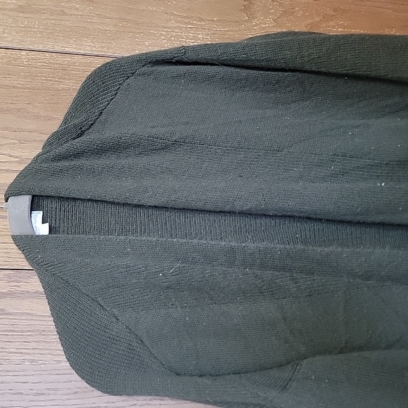 Cardigan - Picture 2 of 2